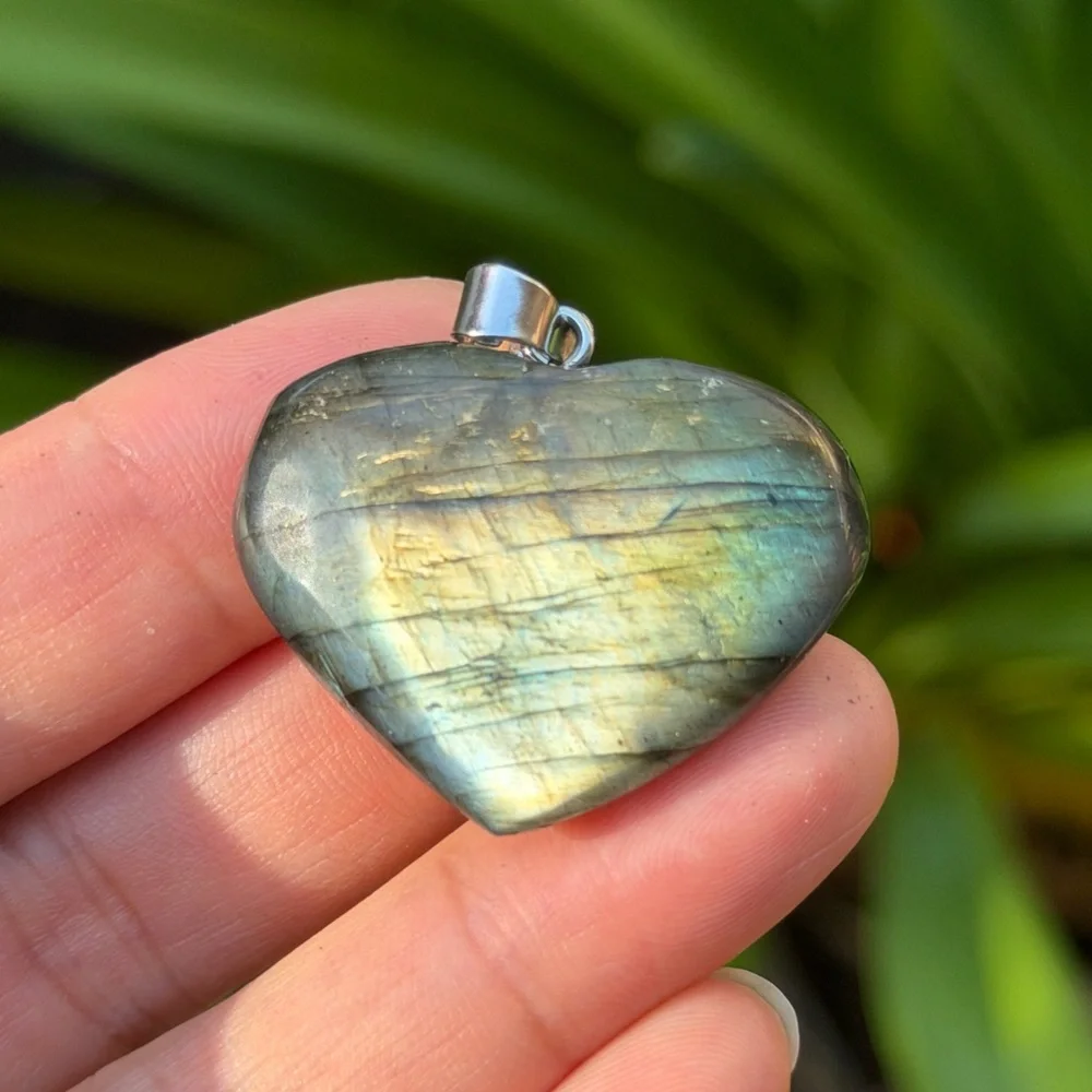 Stainless steel double side flashy labradorite heart pendant 0366‎
